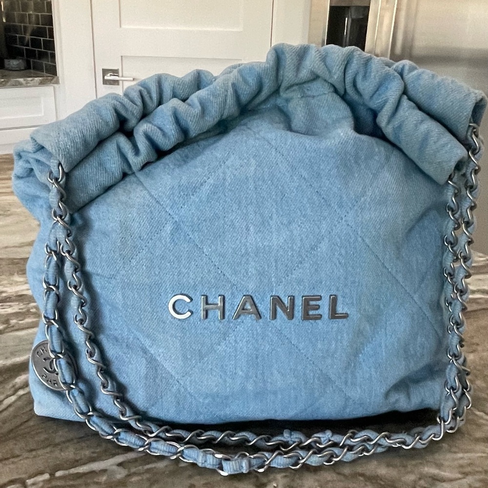CHANEL Light Blue Quilted Ruched Shoulder Bag with Chain Strap